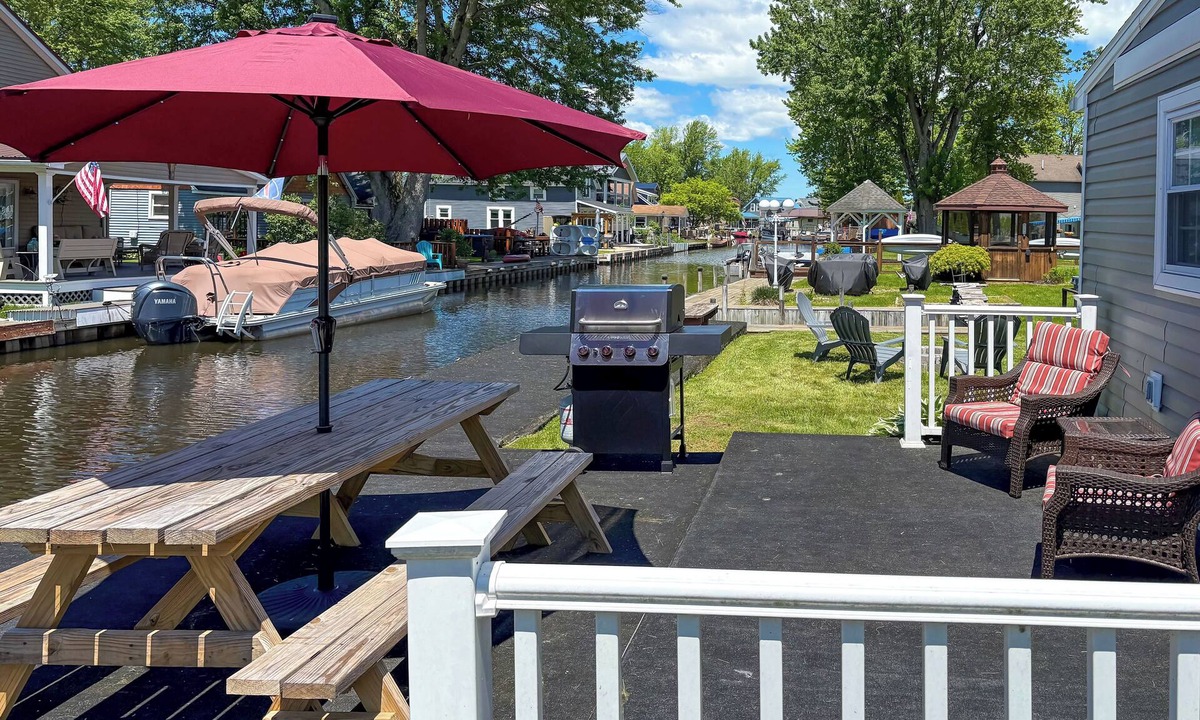Ashville House | Dock, Deck & Fire Pit! Chautauqua Lake Retreat
