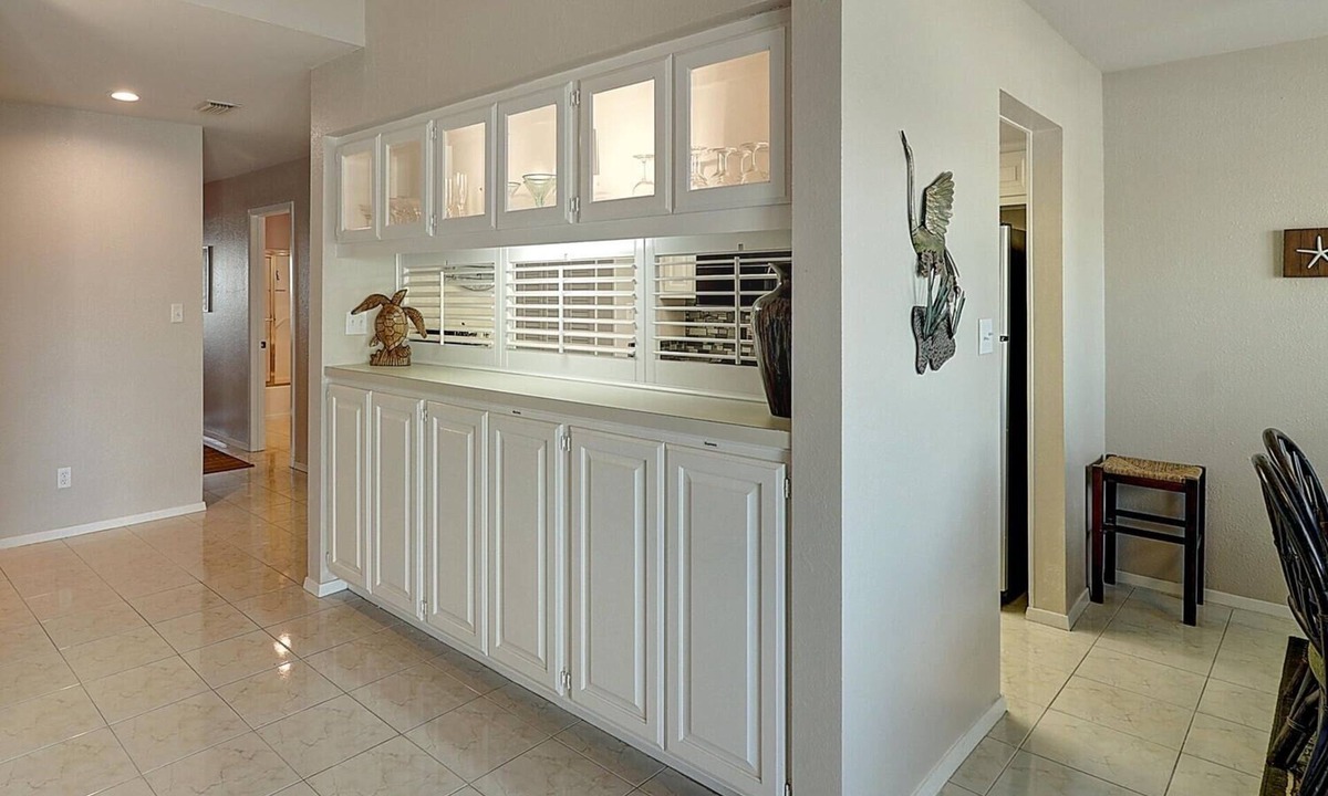 Harbor Oaks Condo | Dock Holiday 2 Bedroom Condo by Redawning