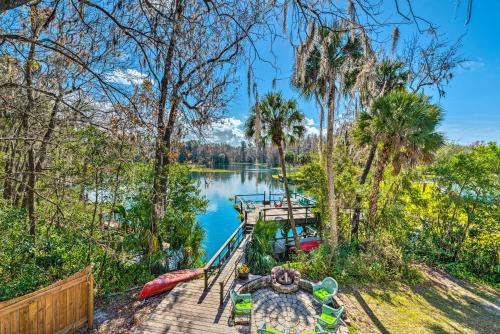 Dunnellon House | Dock & Kayaks: Riverfront Dunnellon Home!