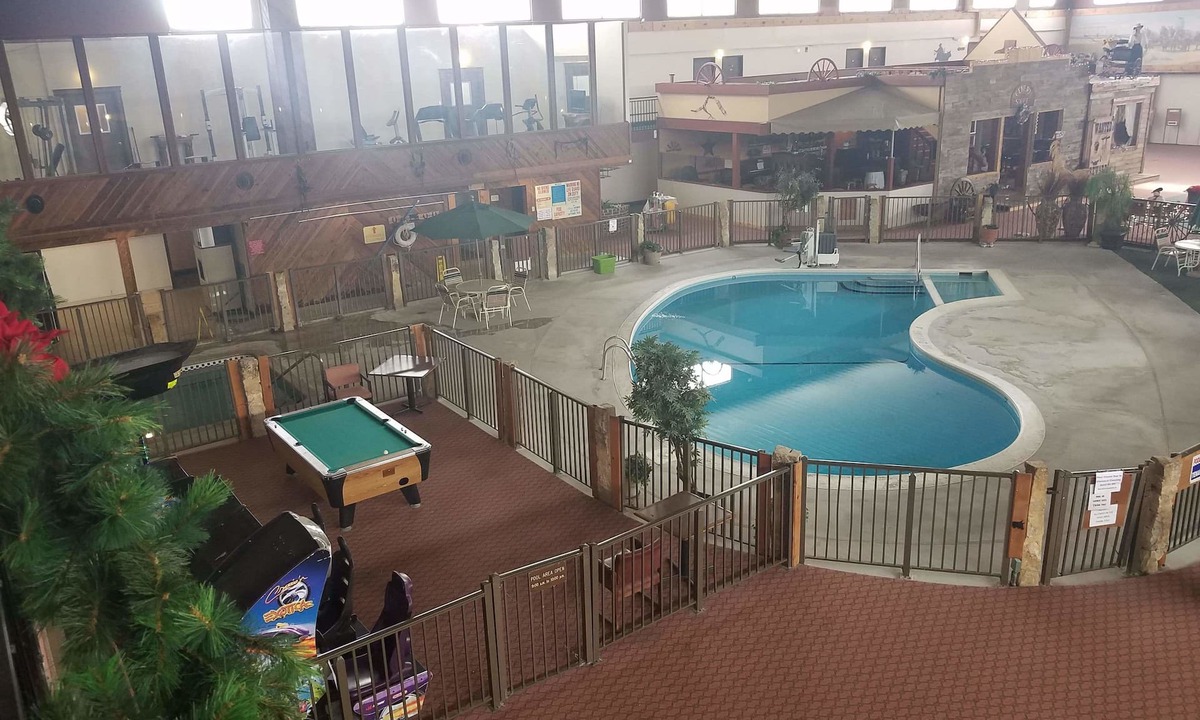Dodge City Hotel | Dodge House Hotel & Convention Center
