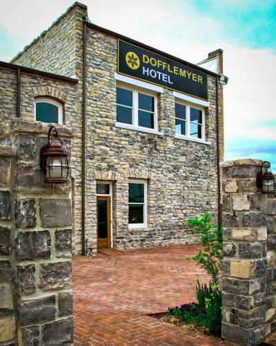 San Saba Hotel | Dofflemyer Hotel