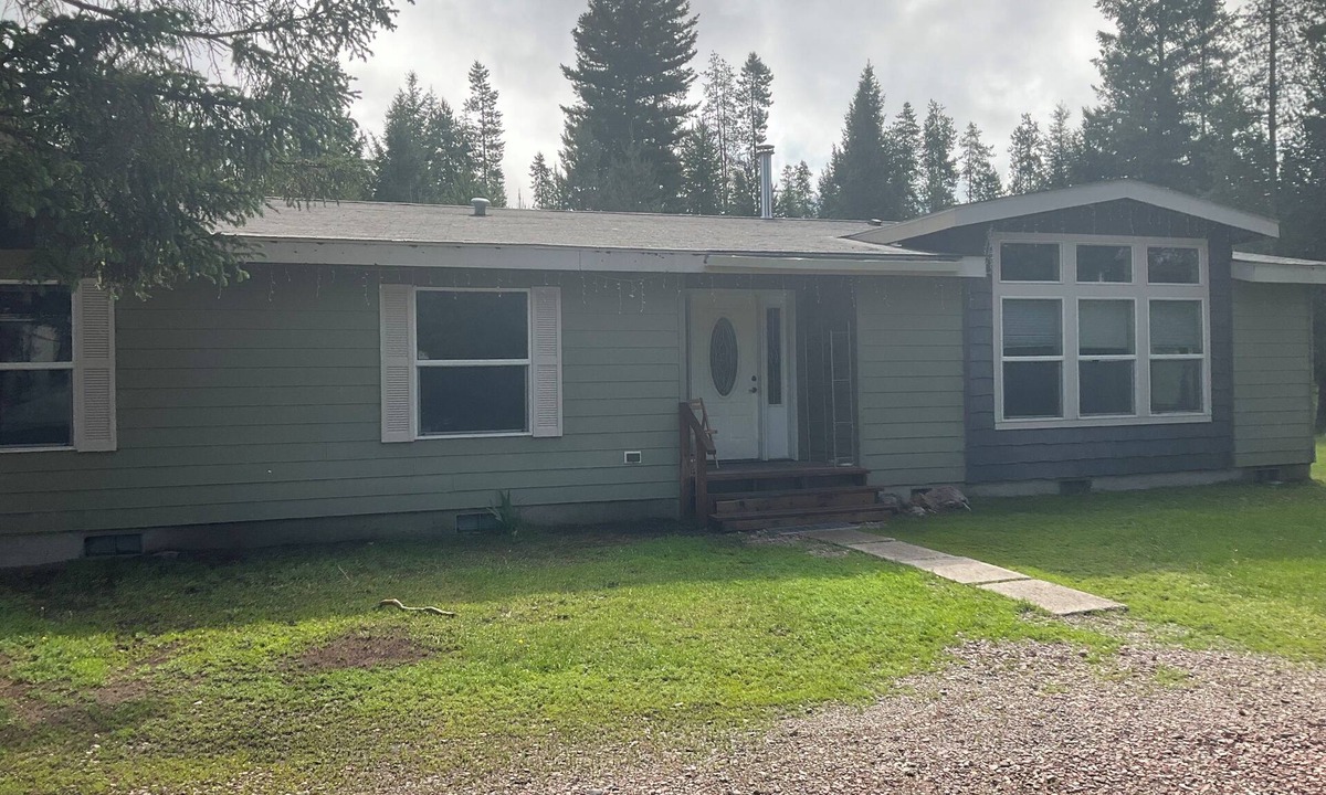 Seeley Lake House | Dog and horse friendly property in Seeley Lake, MT, minutes drive to beaches
