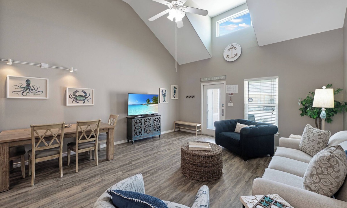 Corpus Christi House | Dog-Friendly Beach Escape | Pool & Splash Zone Fun
