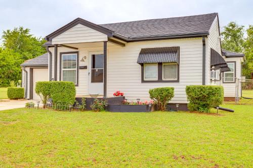 Central Oklahoma City House | Dog-Friendly Extended Stay, 3 Mi to Dtwn OKC!