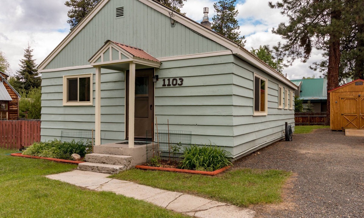 McCall House | Dog friendly historic cabin steps to downtown McCall