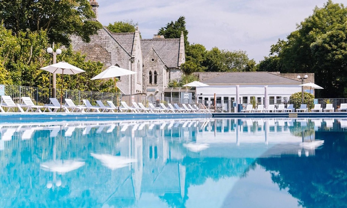 Saint Columb Major House | Dog Friendly Holiday Home in Newquay Cornwall