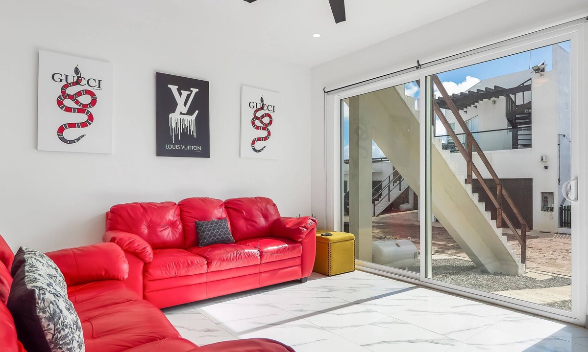 La Paloma House | Dog-friendly home 3 rows to beach with rooftop deck, pool, & kitchen