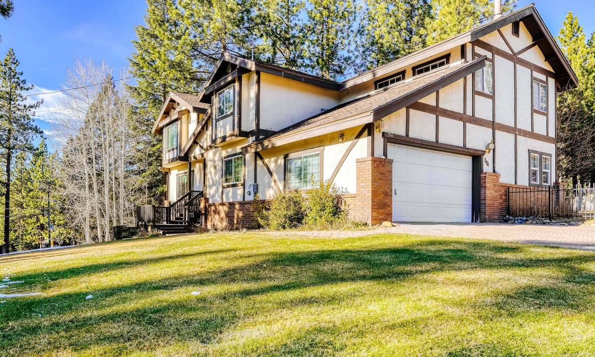 Round Hill Village House | Dog-friendly home with pool table, fireplaces, & private hot tub, sleeps 10