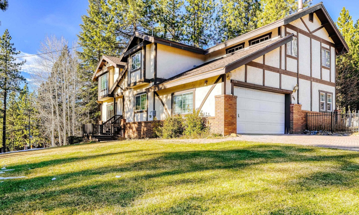 Round Hill Village House | Dog-friendly home with pool table, fireplaces, & private hot tub, sleeps 10