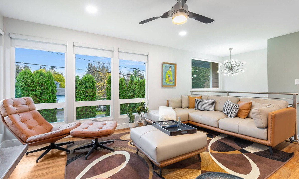 White Center House | Dogs OK | Large Deck | 20 Min to World Cup Games