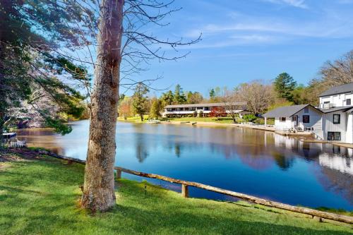 Flat Rock Hotel | Dogwood - Unit 603