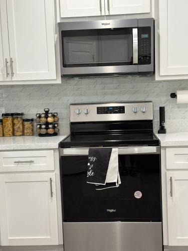 Weslaco Apartment | Doho-Enterprise Villa