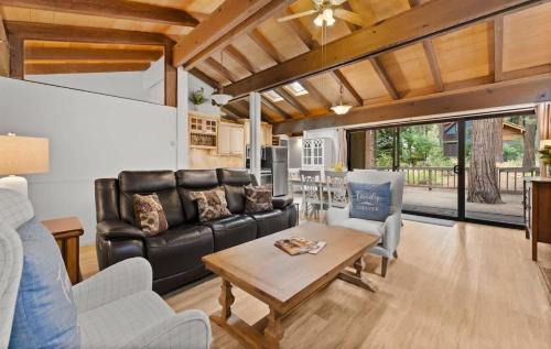 Kings Beach House | Dolly Varden Cottage