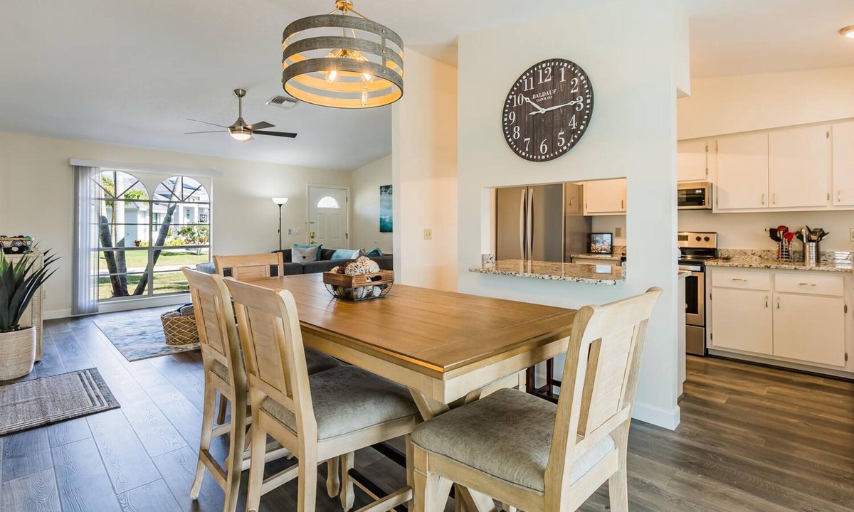 Marco Island House | DOLPHIN BUNGALOW! Remodeled water front getaway in the heart of Old Marco