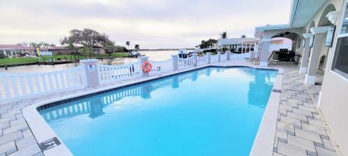 Cocoa Isles House | Dolphin Cove in Cocoa Beach Fl