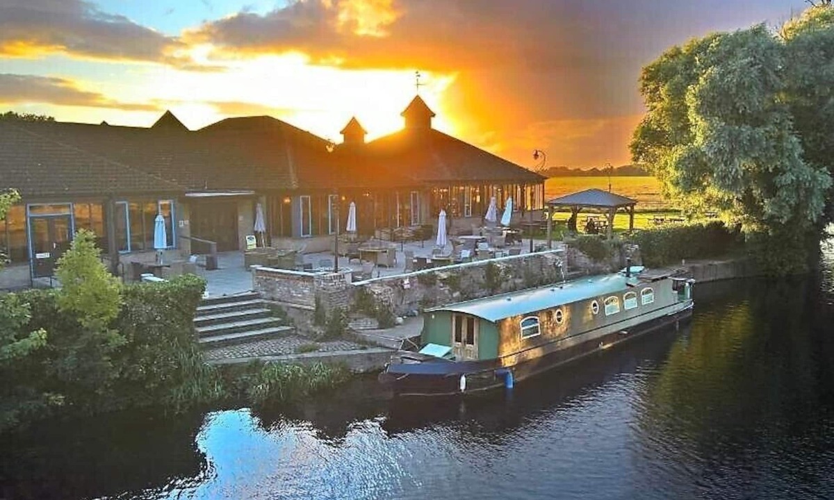 St Ives Hotel | Dolphin Hotel Cambridge