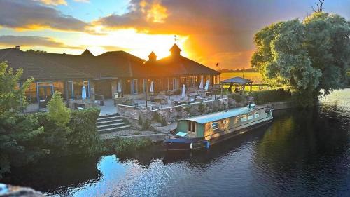 St Ives Hotel | Dolphin Hotel St Ives