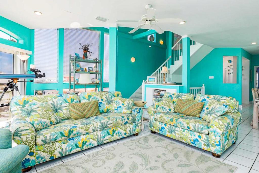 Southpointe House | Dolphin View by Meyer Vacation Rentals