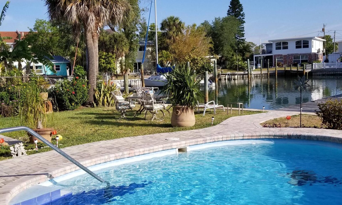 Madeira Beach House | Dolphins and Manatees in Your Backyard!