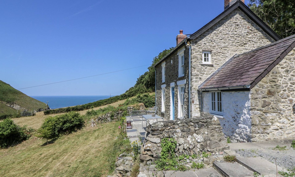 Llandyssiliogogo Cottage | Dolwylan Cottage