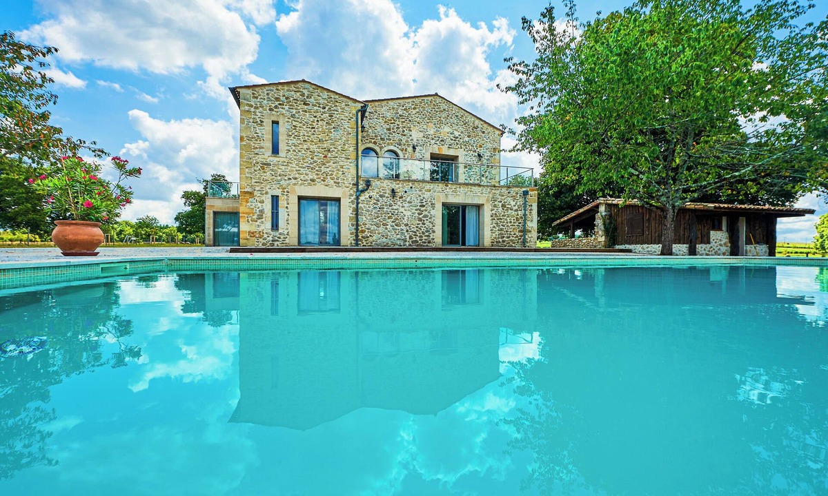 Saint-Sulpice-et-Cameyrac House | DOMAINE DE BADINE