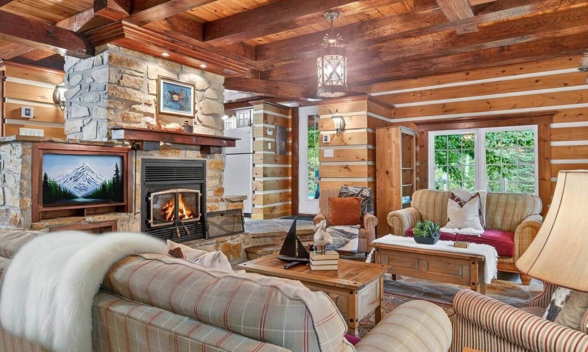 Saint-Alexis-des-Monts Ski Chalet | Domaine Rivière Sacacomie - L'Hirondelle