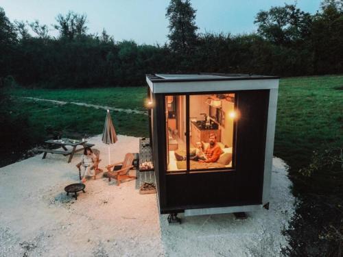 Saint-Martin-des-Champs Cabin | Domaine de L'Atrée - Parcel Tiny House - Tiny House 2 en Bourgogne à 2h de Paris MAE-3523