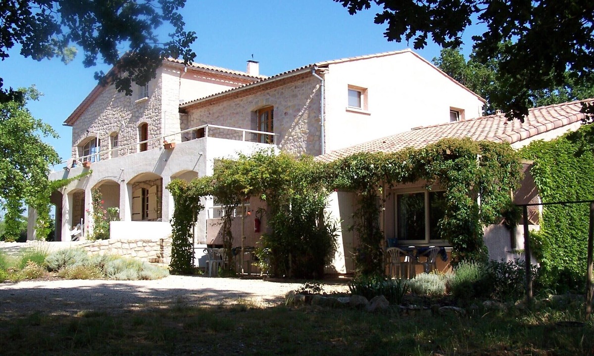 Saint-Denis Apartment | Domaine de Cassagnole