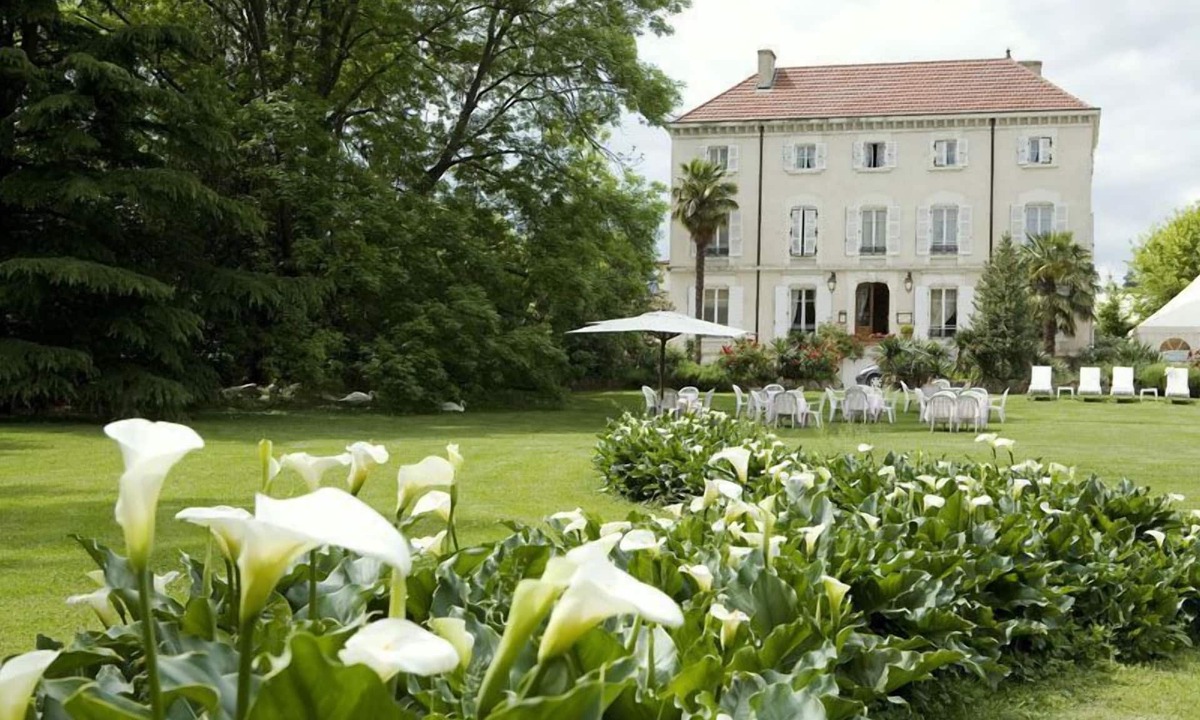 Chonas-l'Amballan Hotel | Domaine de Clairefontaine