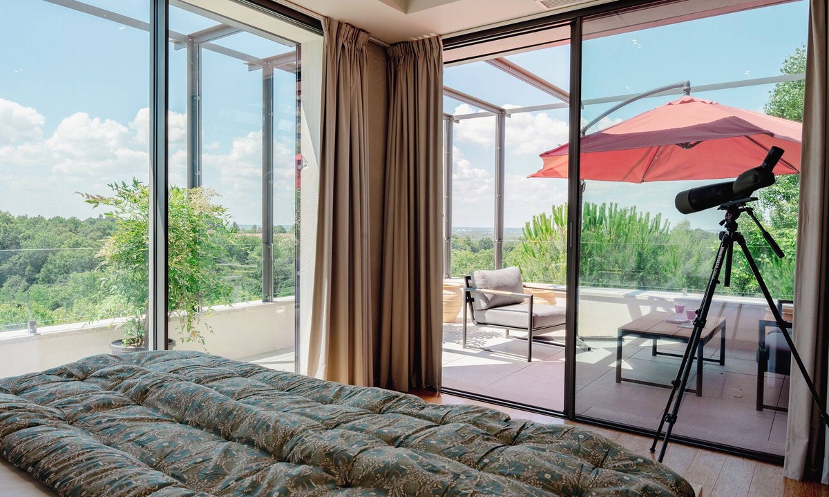 Carignan-de-Bordeaux Hotel | DOMAINE DE LA PEYRINE