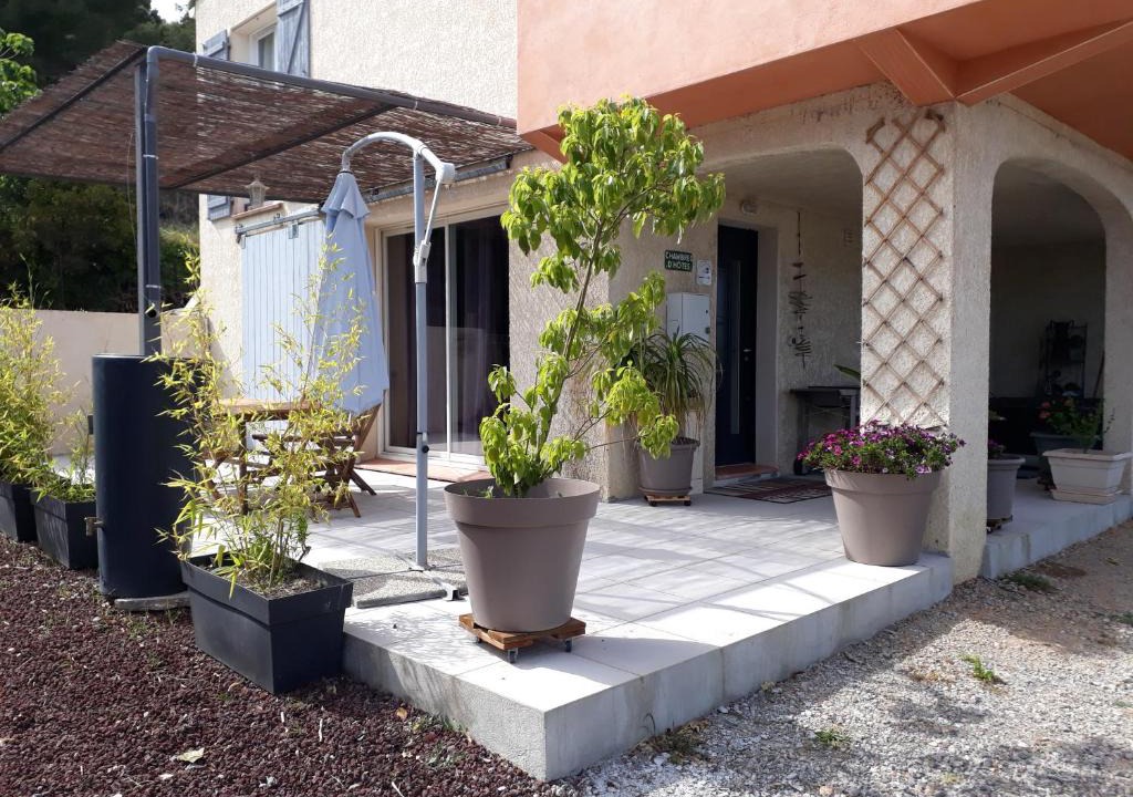 Roquefort-des-Corbieres Bed & Breakfast | Domaine de la Clotte