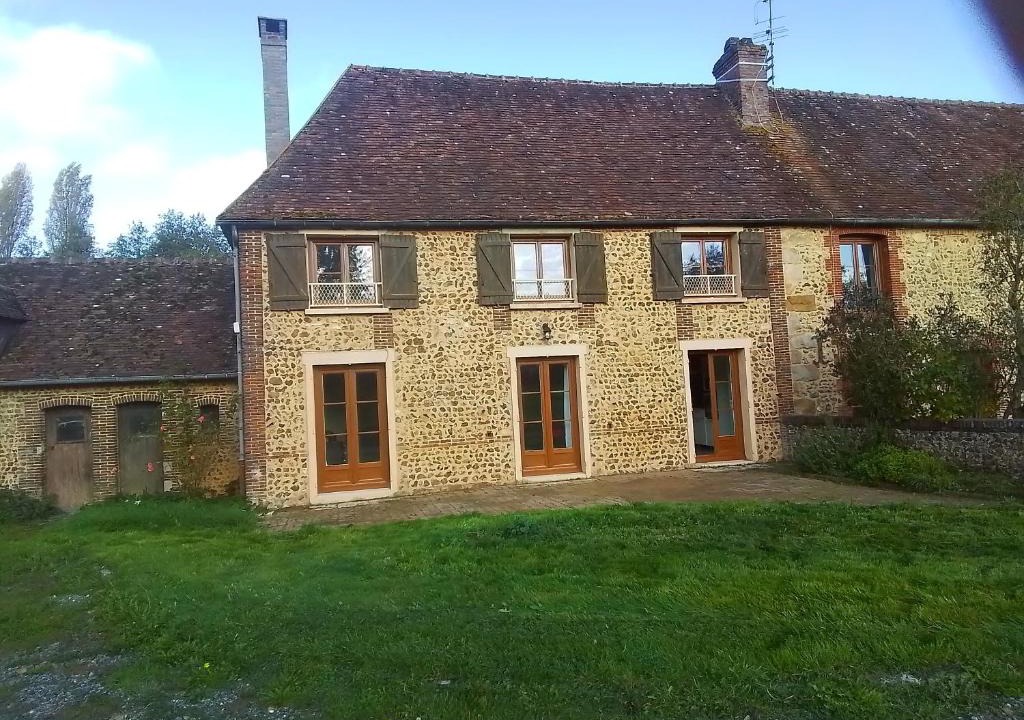 Saint-Maurice-Les-Charencey House | Domaine de gentilly la maison