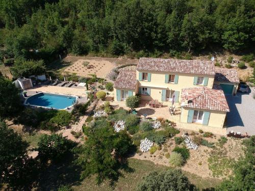 Montagnac-Montpezat Bed & Breakfast | Domaine De JI