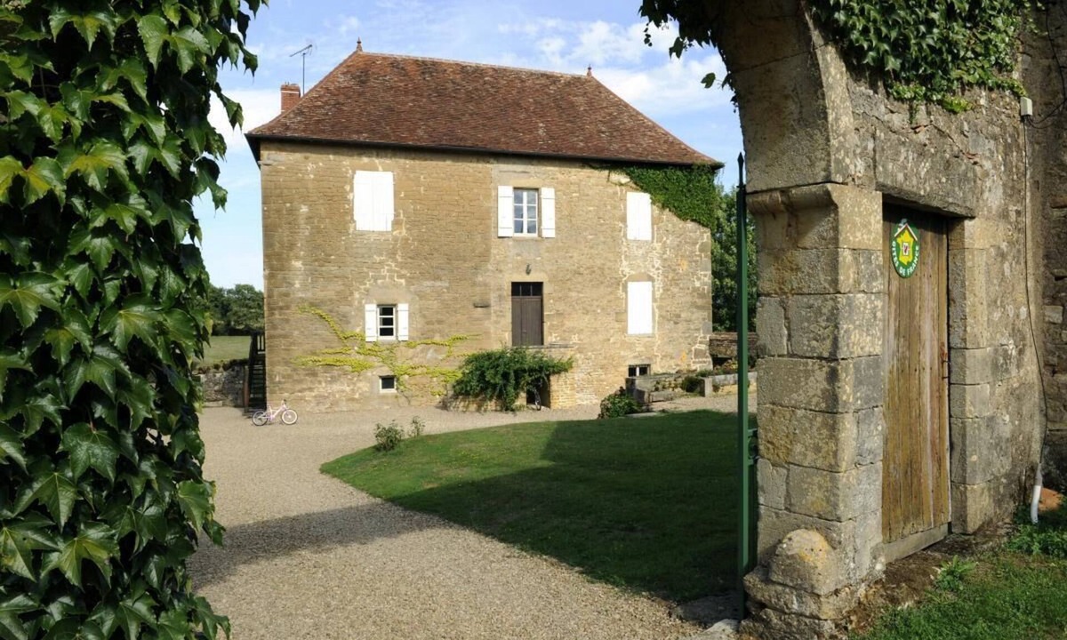 Viry House | Domaine de Juchaux - VIRY