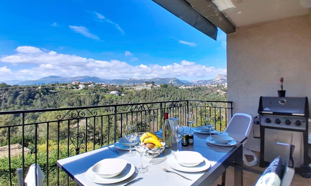 La Gaude Apartment | Domaine de l'Etoile by Interhome