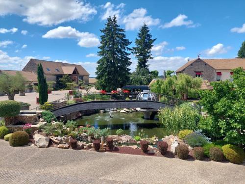 Douains Hotel | Domaine de la Haie des Granges
