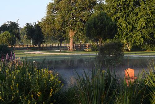 Normandel Bed & Breakfast | Domaine de La Lochetière Chambres d'hôtes