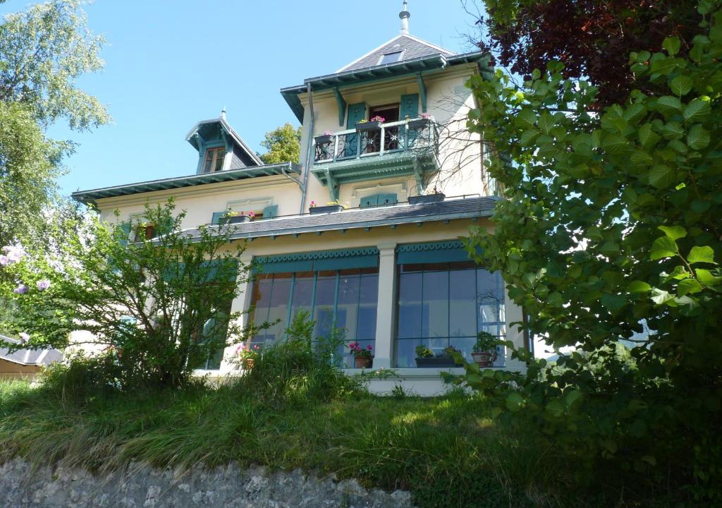 Saint-Christophe-la-Grotte Bed & Breakfast | Domaine de la Sauge
