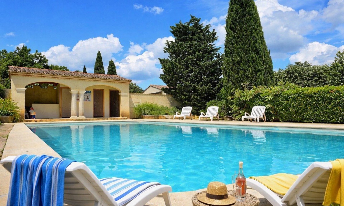 Uzes Apartment | Domaine de la Source, Apartment with Pool