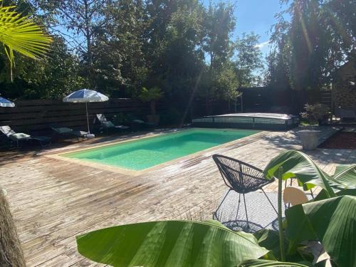 Jouy House | Domaine de la Tour Carrée