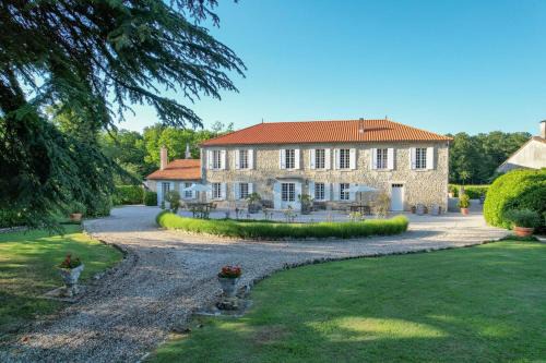 Lesparre-Medoc Bed & Breakfast | Domaine de Laguneaussan