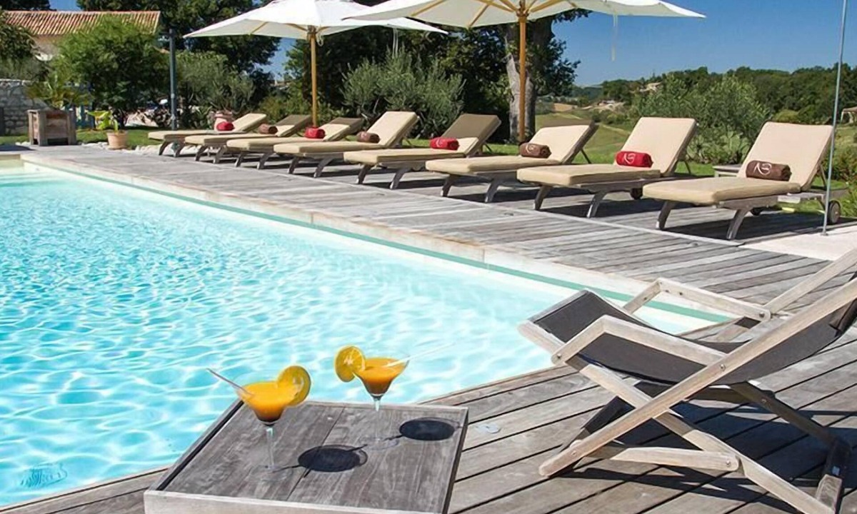 Avezan Bed & Breakfast | Domaine de Nazère