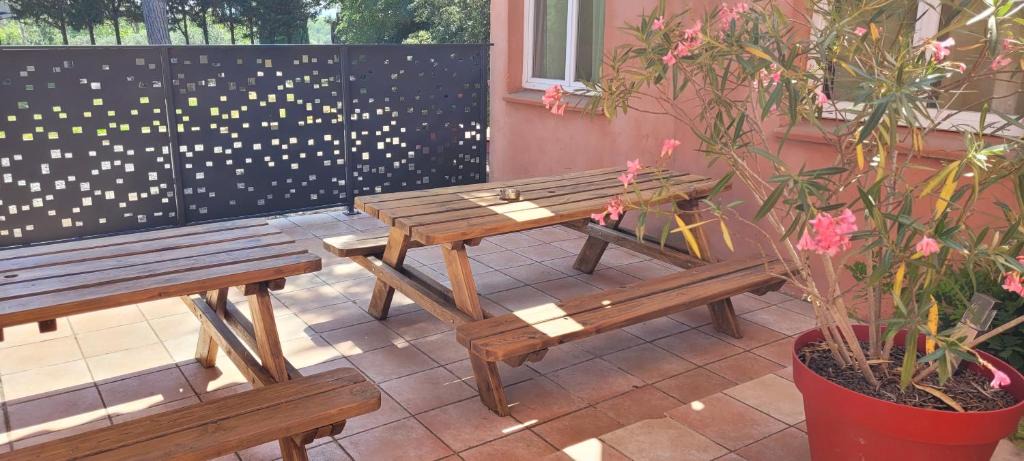 Carcassonne House | DOMAINE DE POULHARIES - Carignan
