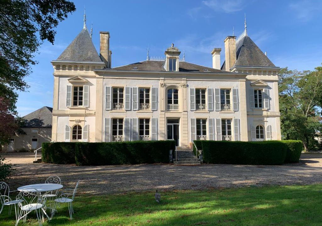 Bengy-sur-Craon Bed & Breakfast | Domaine de Préfond