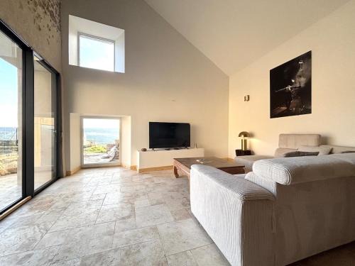 Venteuil Villa | Domaine de Tincourt, Authentic Champagne house