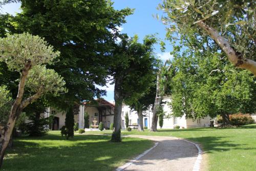 Saintes Agglomeration Hotel | Domaine des Chais