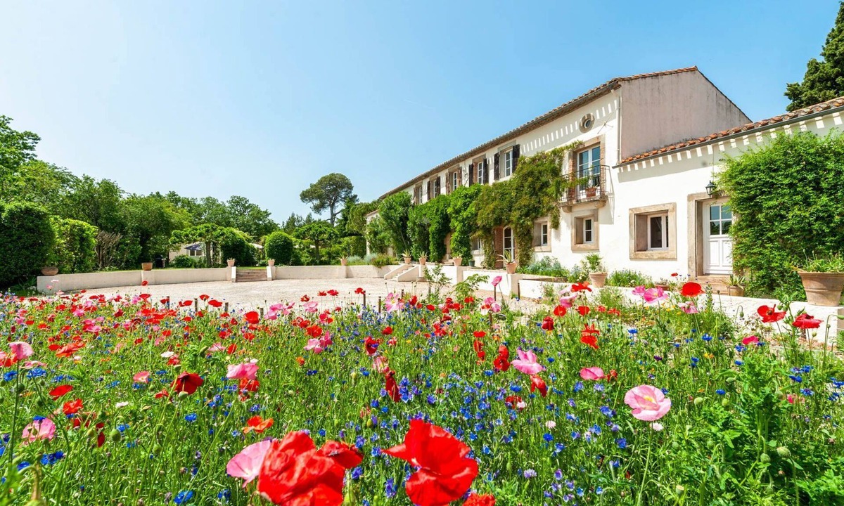 Montreal Villa | Domaine Des Pavots - Five Bedroom Villa, Sleeps 10