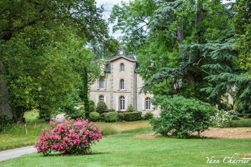 Le Pin House | Domaine des Roches Blanches