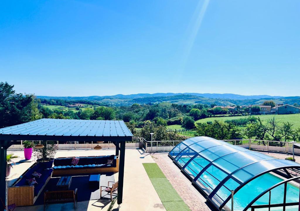 Beaujolais Pierres Dorees House | Domaine des Vignes d'Hôtes