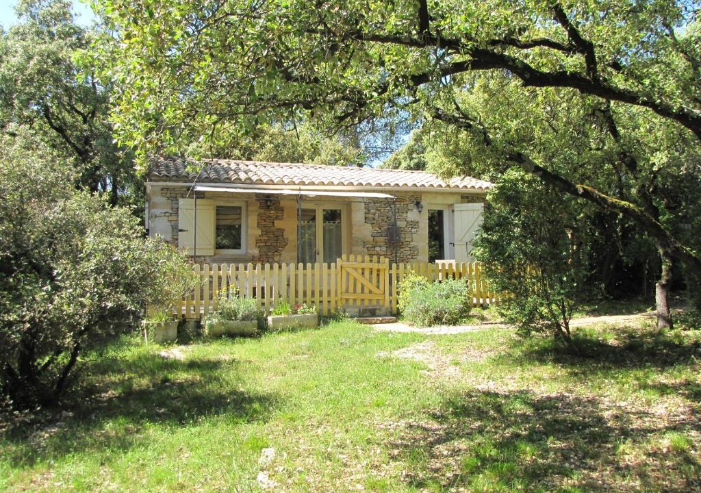 Galargues House | Domaine du bois gîte Bleuette